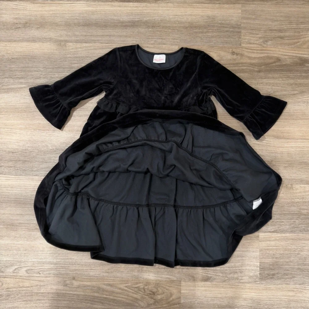 Hanna‎ Andersson Black Velvet Tiered Ruffle Dress Girls Size 130 Long Sleeve